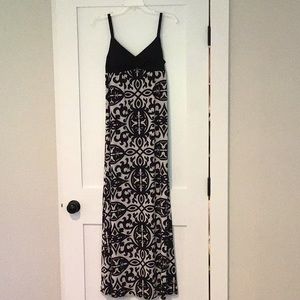 Black and white maxi dress